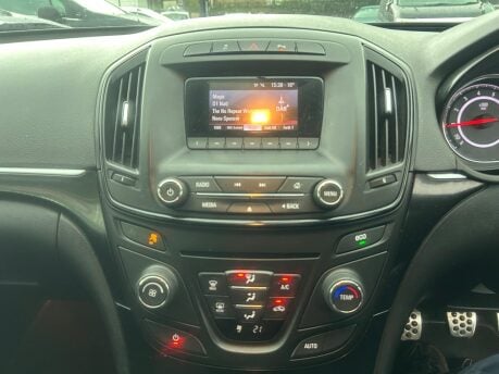 Vauxhall Insignia SRI CDTI ECOFLEX S/S 11