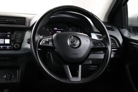 Skoda Fabia SE MPI 45