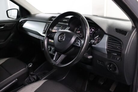 Skoda Fabia SE MPI 5