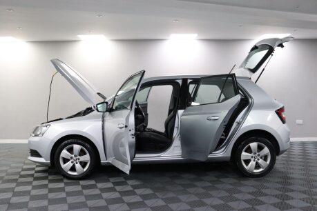 Skoda Fabia SE MPI 6