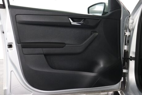 Skoda Fabia SE MPI 43