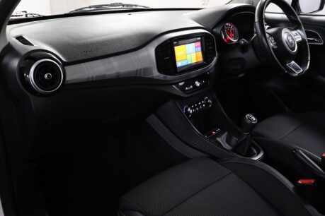 MG MG3 EXCLUSIVE NAV VTI-TECH 34