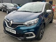 Renault Captur ICONIC TCE 5
