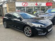 Ford Focus ST-LINE X 1