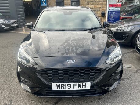 Ford Focus ST-LINE X 4