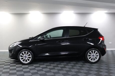 Ford Fiesta TITANIUM 18