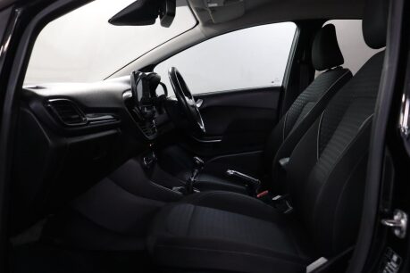 Ford Fiesta TITANIUM 42