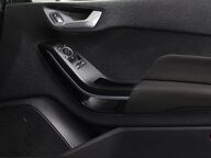 Ford Fiesta TITANIUM 36