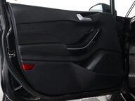 Ford Fiesta TITANIUM 43