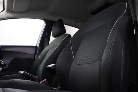 Ford Fiesta TITANIUM 35