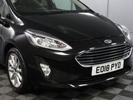 Ford Fiesta TITANIUM 26