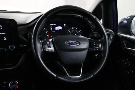 Ford Fiesta ZETEC 44