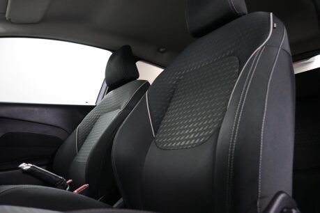 Ford Fiesta ZETEC 35