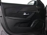 Peugeot 208 PURETECH GT S/S 44