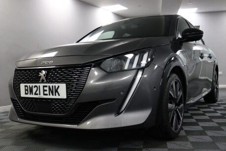 Peugeot 208 PURETECH GT S/S 28