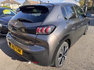 Peugeot 208 PURETECH GT S/S 9