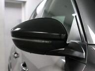 Peugeot 208 PURETECH GT S/S 33