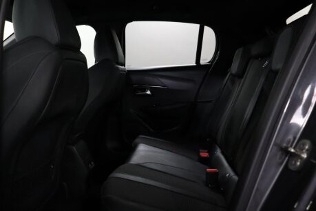 Peugeot 208 PURETECH GT S/S 42