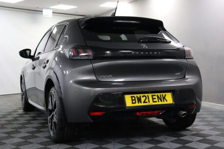 Peugeot 208 PURETECH GT S/S 29