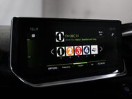 Peugeot 208 PURETECH GT S/S 40