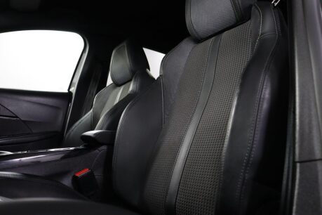 Peugeot 208 PURETECH GT S/S 35