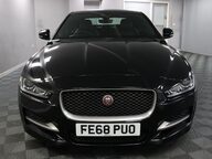 Jaguar XE R-SPORT 4