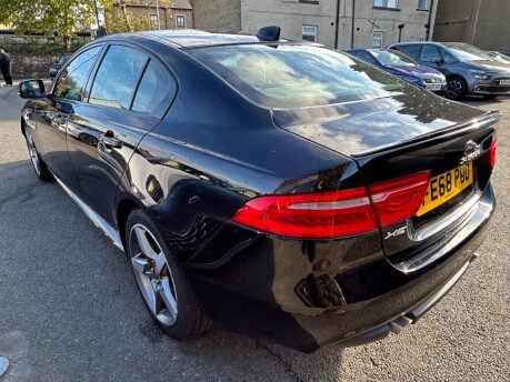 Jaguar XE R-SPORT 6