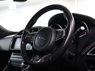 Jaguar XE R-SPORT 12