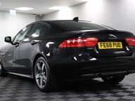 Jaguar XE R-SPORT 22