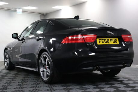 Jaguar XE R-SPORT 22