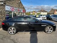 Jaguar XE R-SPORT 8