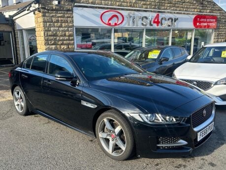 Jaguar XE R-SPORT