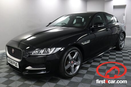 Jaguar XE R-SPORT