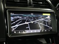 Jaguar XE R-SPORT 38