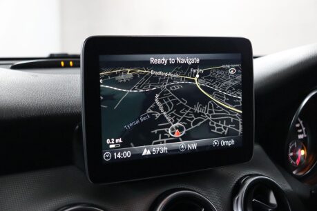 Mercedes-Benz GLA GLA 200 D SPORT EXECUTIVE 38