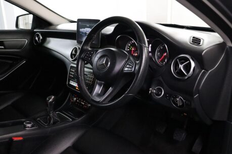 Mercedes-Benz GLA GLA 200 D SPORT EXECUTIVE 5