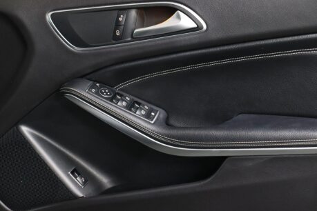 Mercedes-Benz GLA GLA 200 D SPORT EXECUTIVE 36