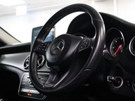 Mercedes-Benz GLA GLA 200 D SPORT EXECUTIVE 12