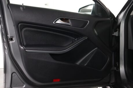 Mercedes-Benz GLA GLA 200 D SPORT EXECUTIVE 43