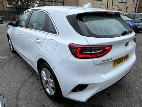 Kia Ceed 2 NAV ISG 6