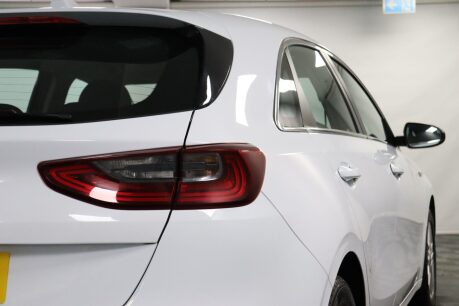 Kia Ceed 2 NAV ISG 23