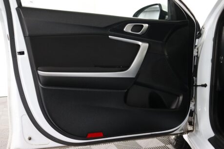 Kia Ceed 2 NAV ISG 44