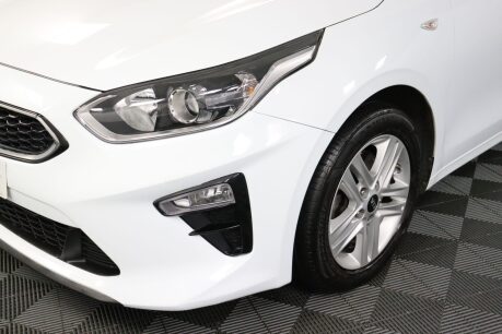 Kia Ceed 2 NAV ISG 32
