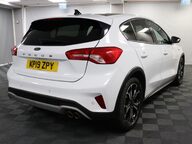 Ford Focus X 11