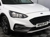 Ford Focus X 26