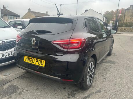 Renault Clio ICONIC TCE 7
