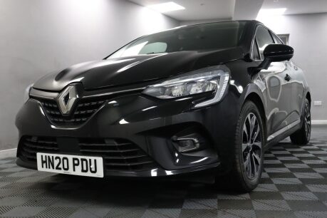 Renault Clio ICONIC TCE 28