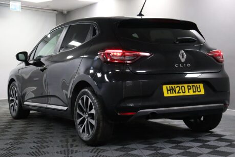 Renault Clio ICONIC TCE 22