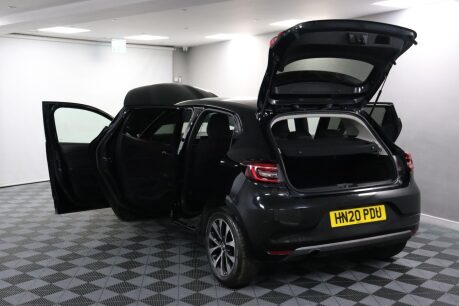 Renault Clio ICONIC TCE 21