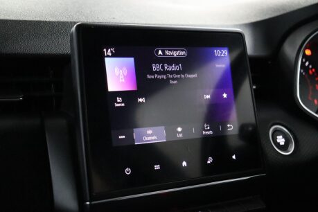 Renault Clio ICONIC TCE 39